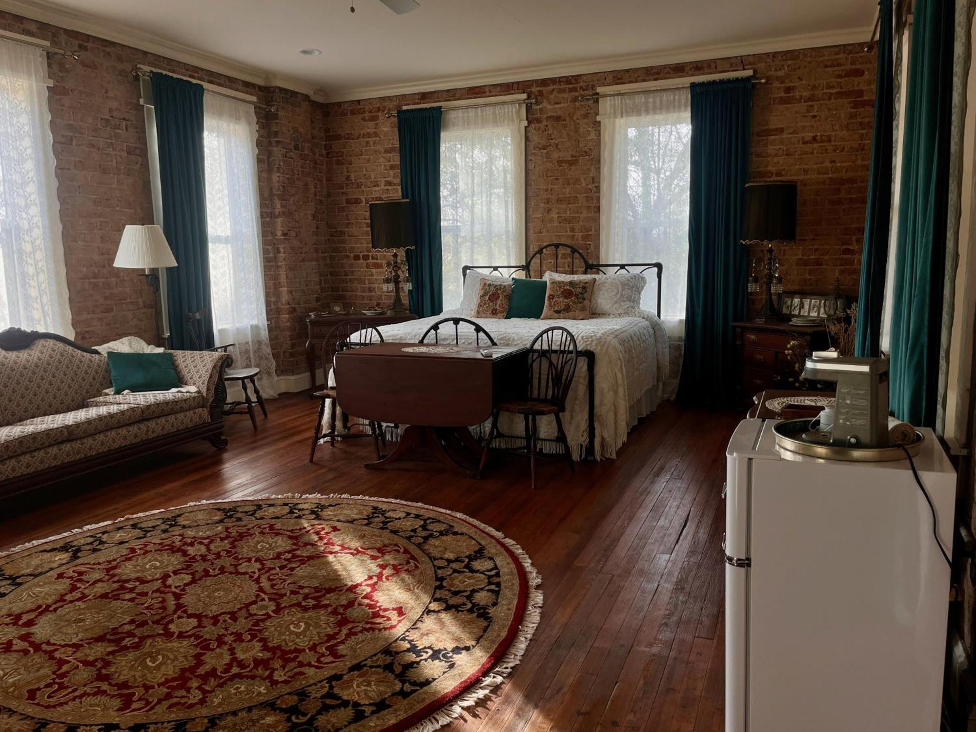 Tanglewood Inn Γκρίνβιλ Εξωτερικό φωτογραφία