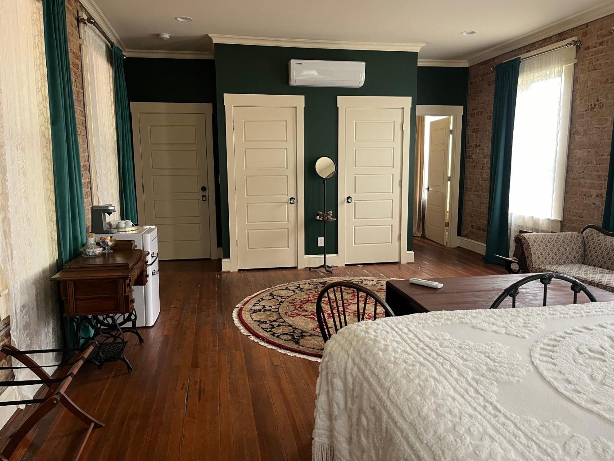 Tanglewood Inn Γκρίνβιλ Εξωτερικό φωτογραφία